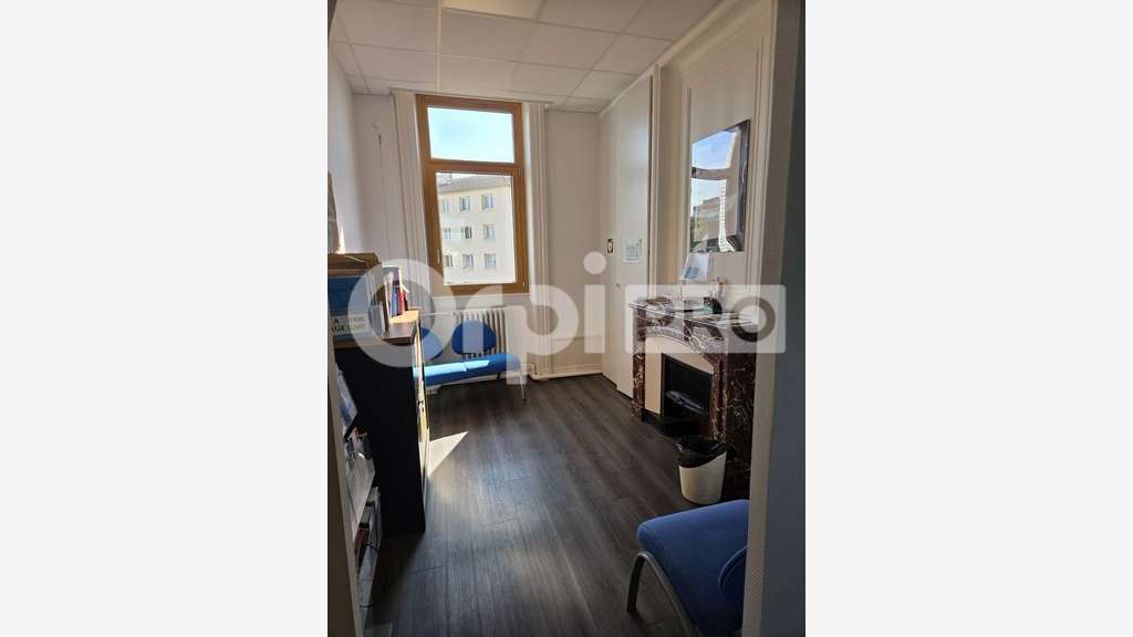 Bureau 480m² à louer à Villefranche