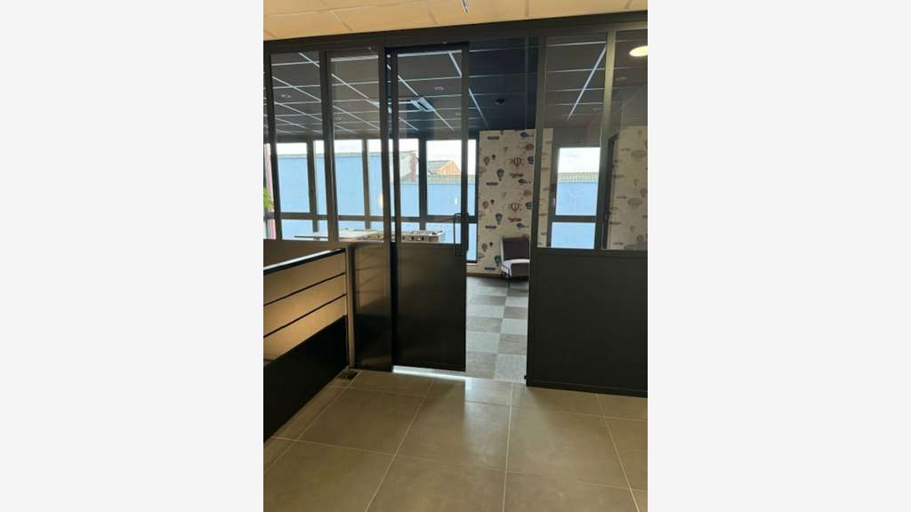 A louer bureau 32m² RDC Villefranche sur Saône A6