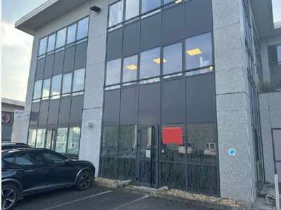 Bureaux 96m² axe passant de Villefranche/Saône