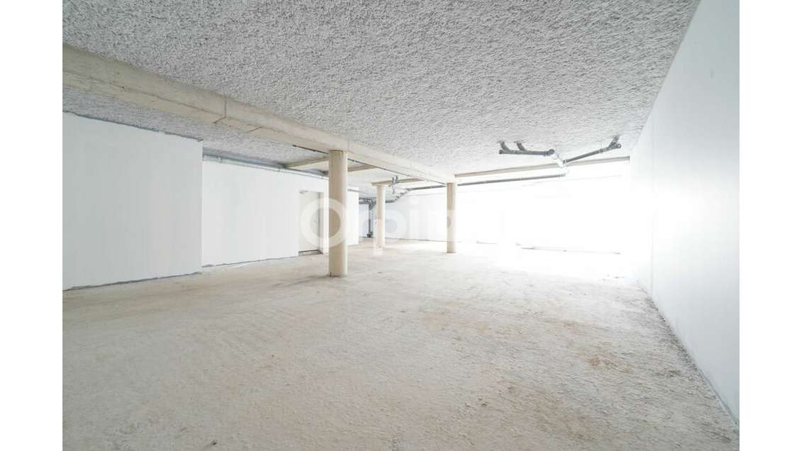 AV local commercial 250m² Villefranche-sur-Saône