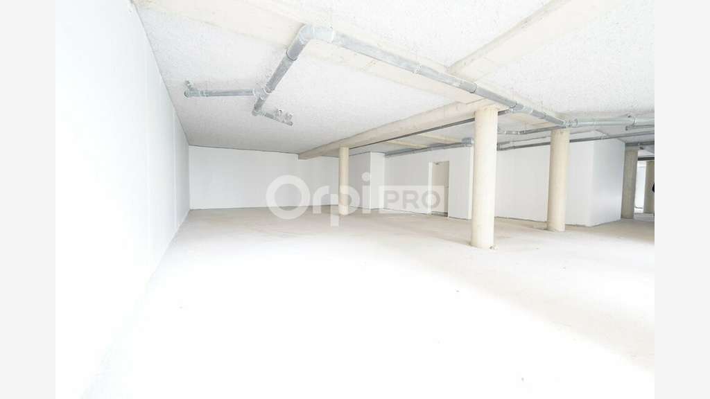 AV local commercial 250m² Villefranche-sur-Saône