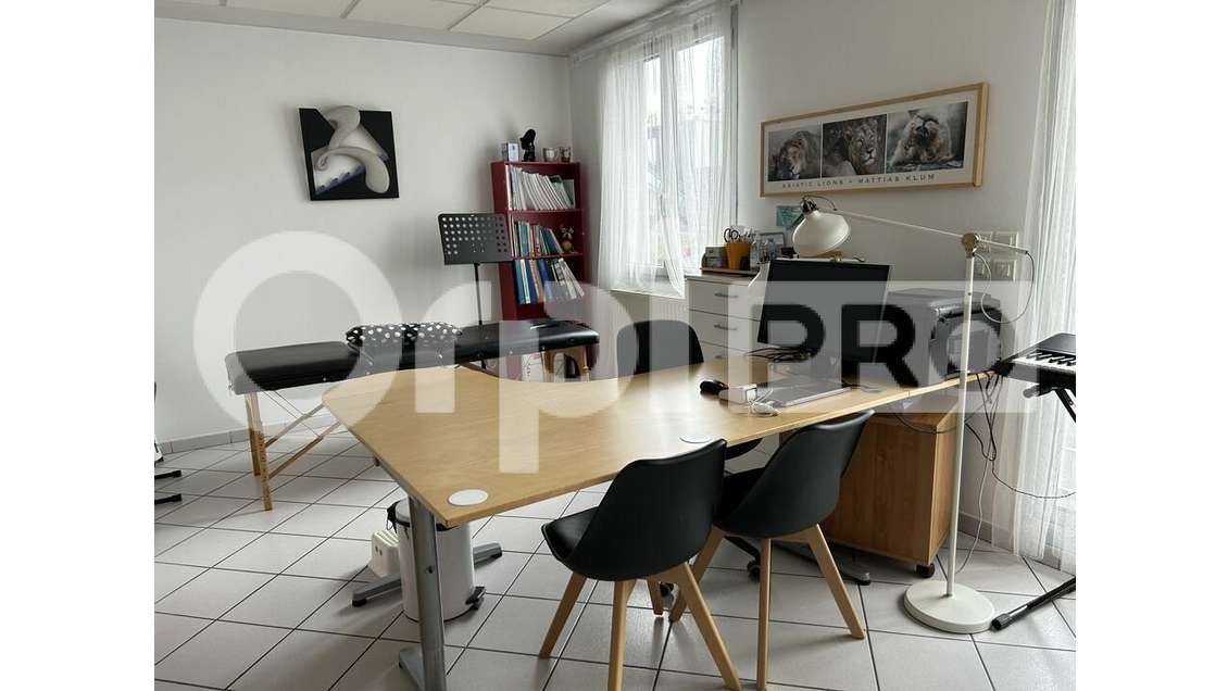 Bureau 19m² à louer dans cabinet à Villefranche