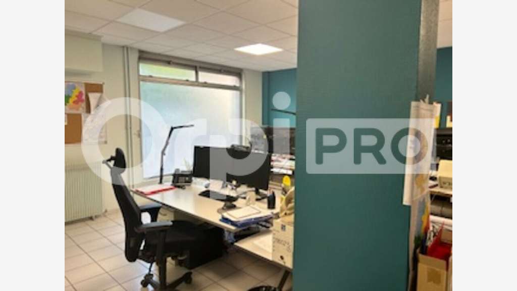 Bureau à louer 227m² à Villefranche centre