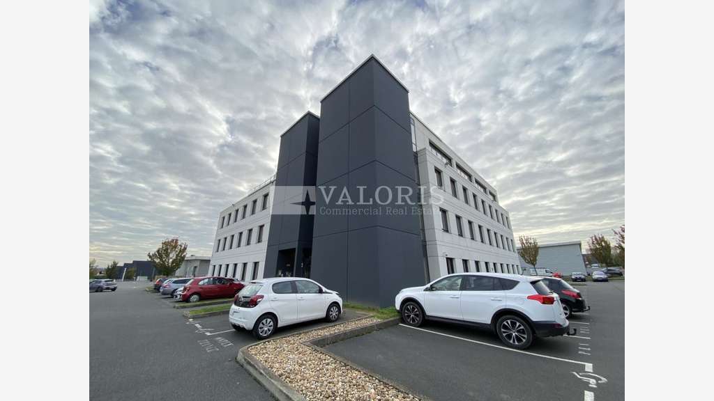 Bureaux de 222m² à louer à Villefranche sur Saône