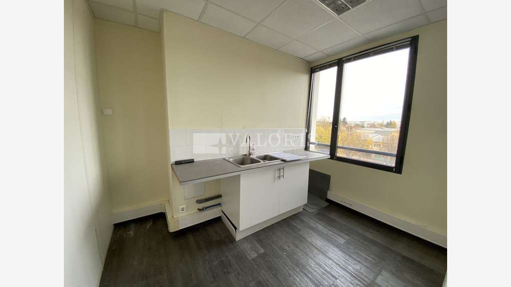 Bureaux de 222m² à louer à Villefranche sur Saône