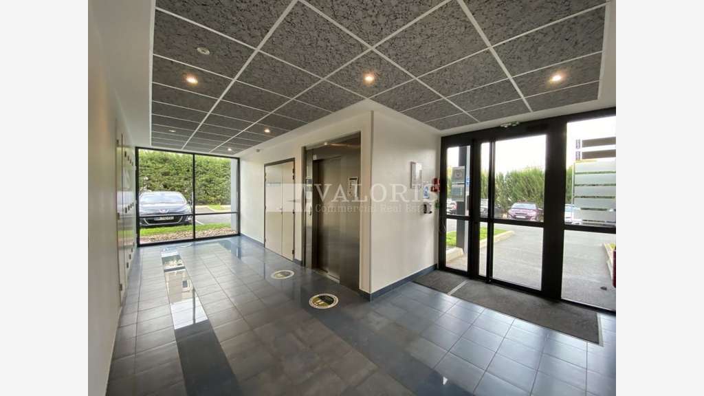 Bureaux de 222m² à louer à Villefranche sur Saône