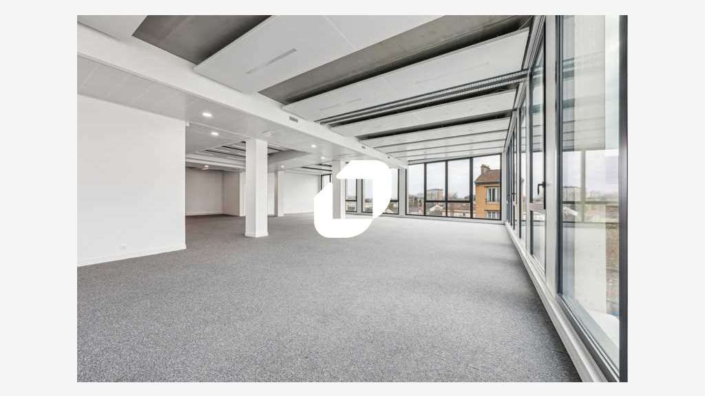 A louer Bureaux 1842m² Villejuif