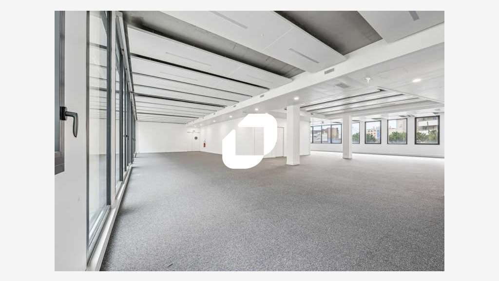 A louer Bureaux 1842m² Villejuif
