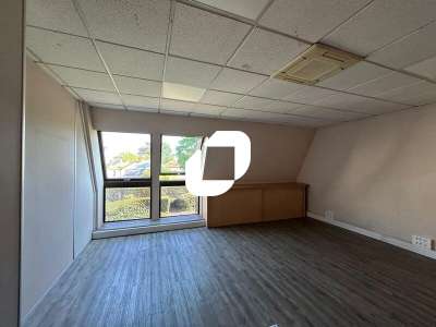 A louer Bureaux 228m² Villejuif