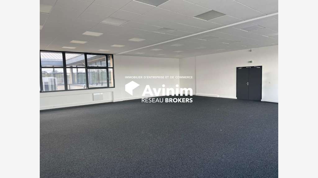 A louer plateau bureaux 142m² aux portes de Paris