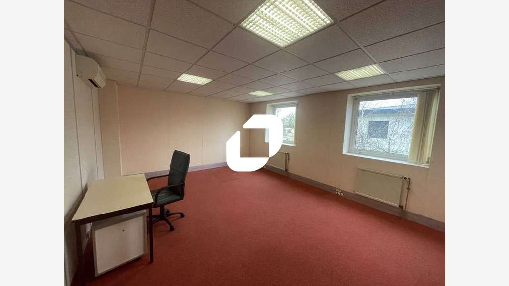 A louer Bureaux 120m² Villejust