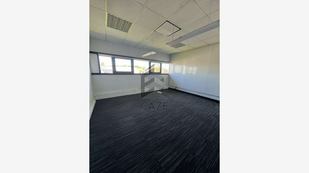 Loue bureaux 224m² Villenave d'Ornon proche rocade