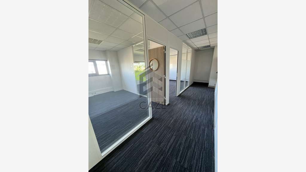 Loue bureaux 224m² Villenave d'Ornon proche rocade