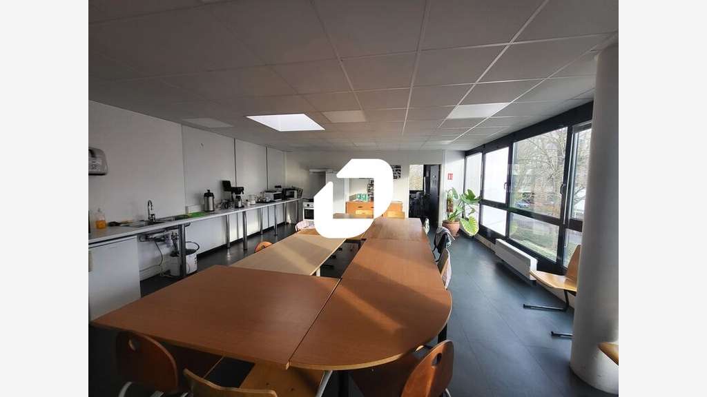 A louer Bureaux 841m² Villeneuve d'ascq