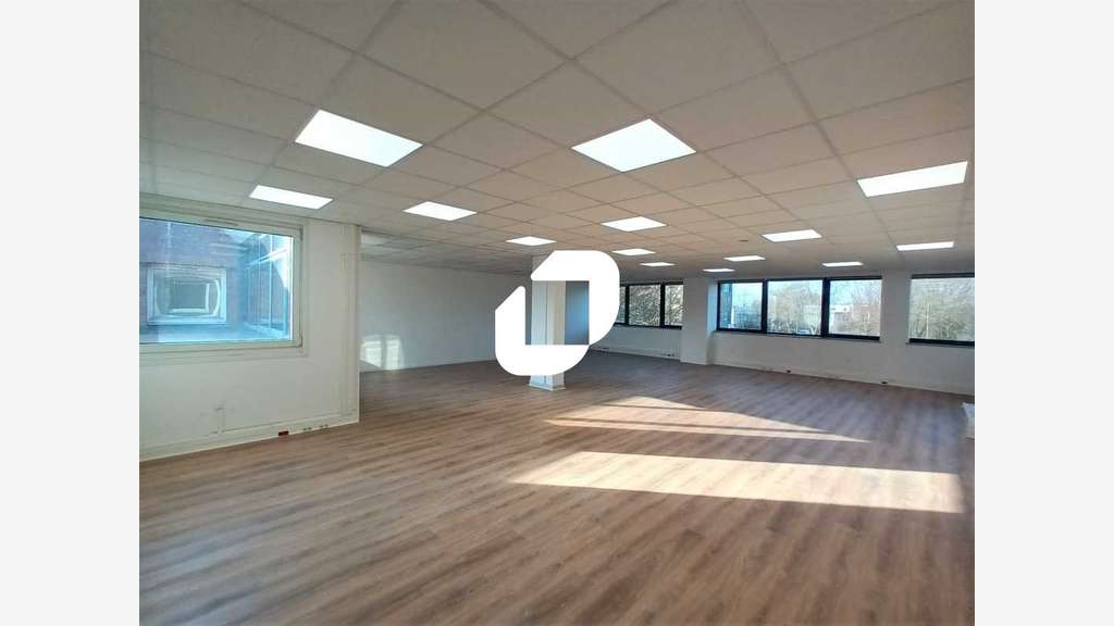 A louer Bureaux 122m² Villeneuve d'ascq