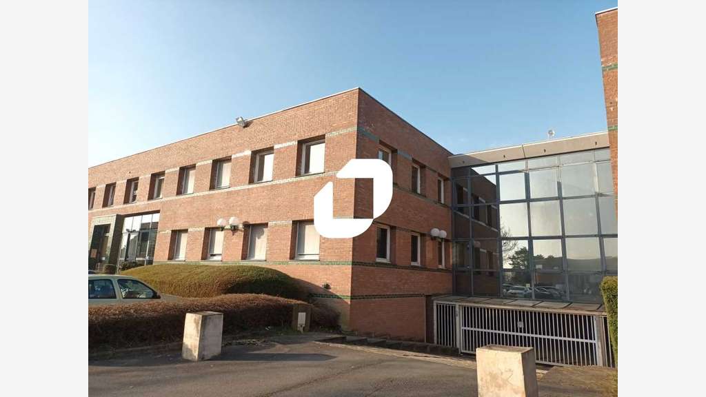 A louer Bureaux 122m² Villeneuve d'ascq