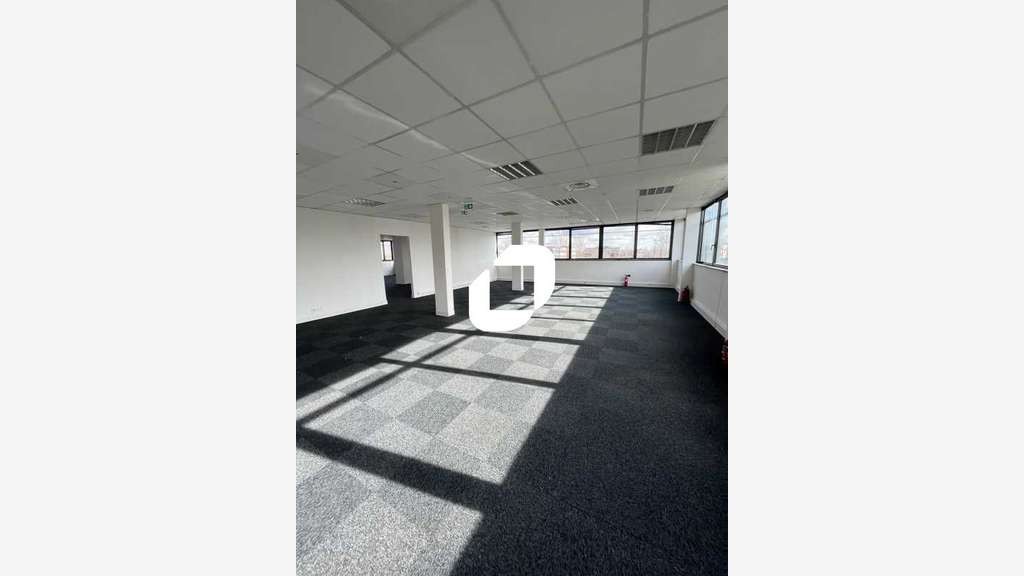 A louer Bureaux 2209m² Villeneuve d'ascq