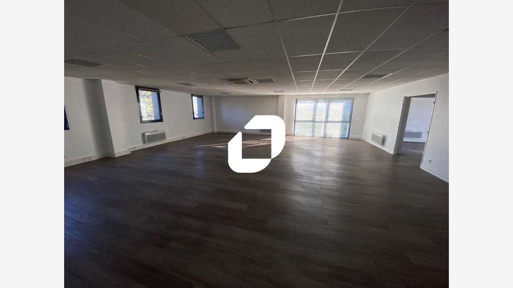 A louer Bureaux 234m² Villeneuve d'ascq