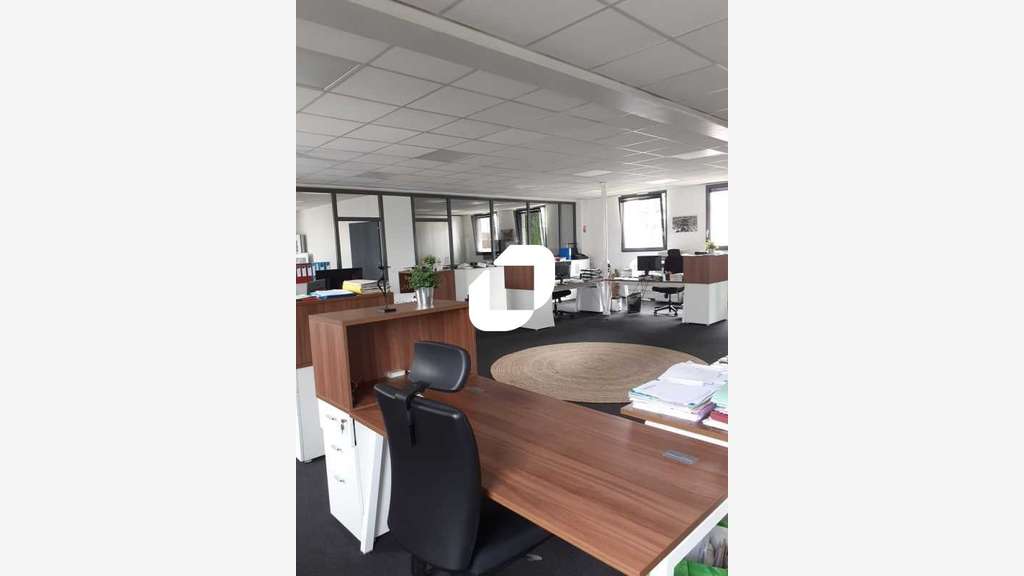 A louer Bureaux 220m² Villeneuve d'ascq