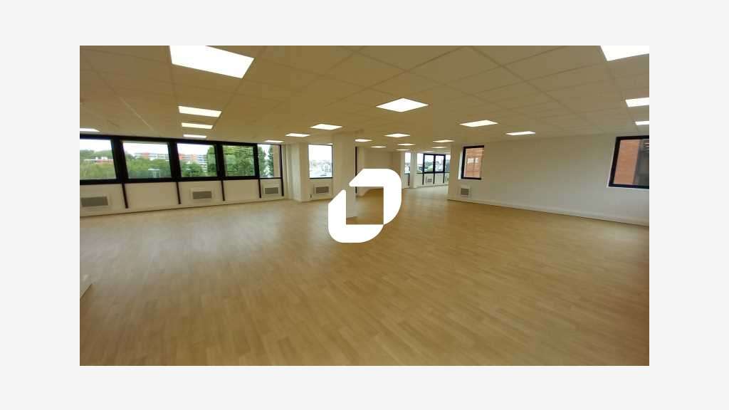 A louer Bureaux 245m² Villeneuve d'ascq