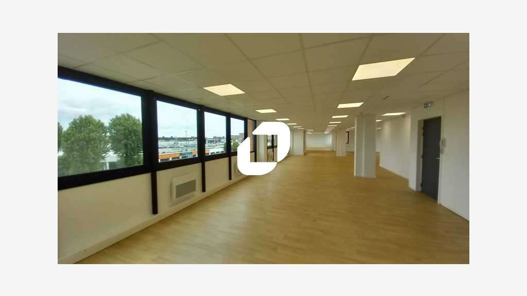 A louer Bureaux 245m² Villeneuve d'ascq
