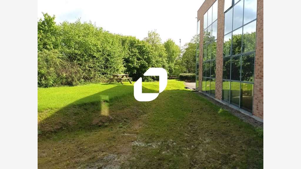 A louer Bureaux 712m² Villeneuve d'ascq