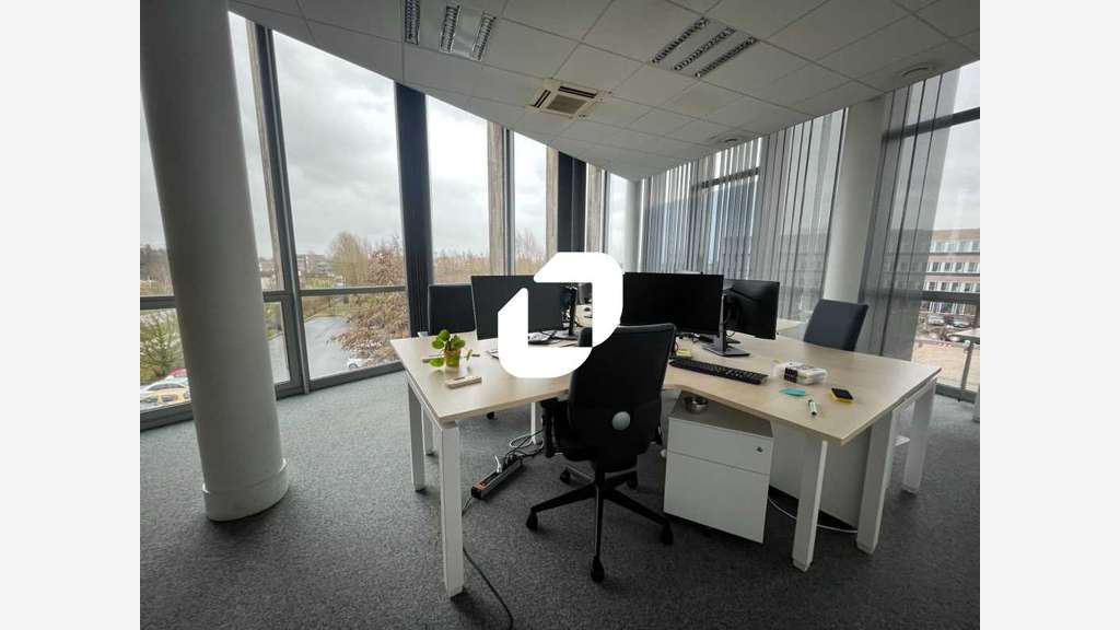 A louer Bureaux 1300m² Villeneuve d'ascq