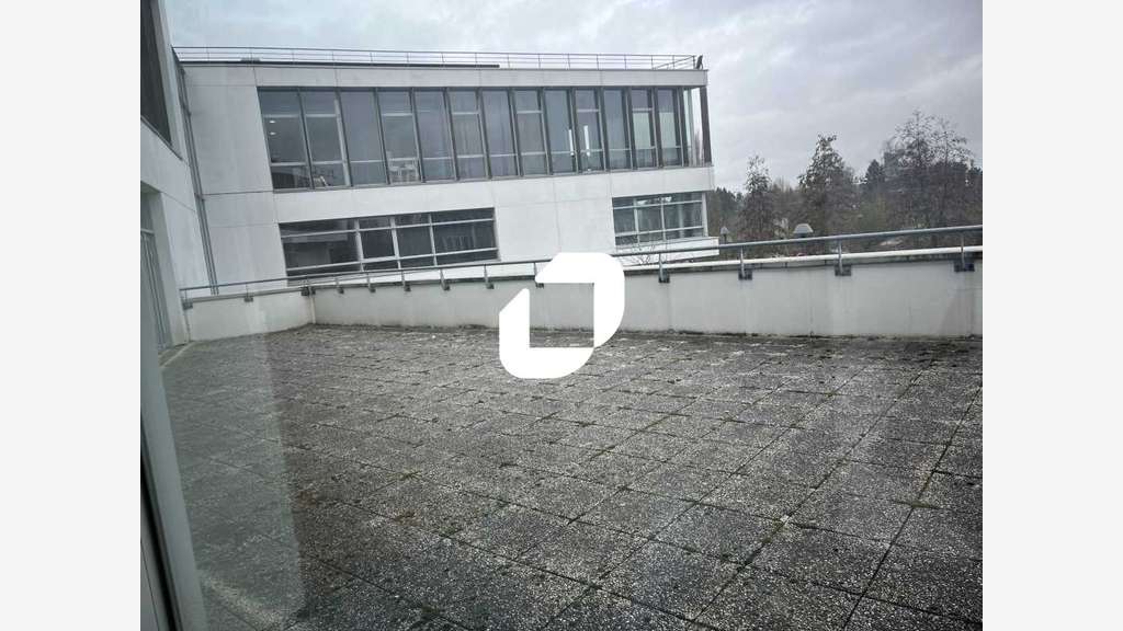 A louer Bureaux 1300m² Villeneuve d'ascq