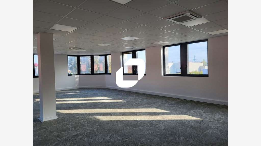 A louer Bureaux 890m² Villeneuve d'ascq