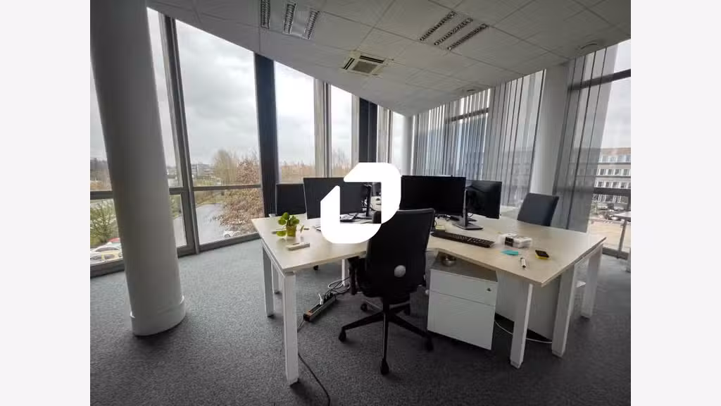 A louer Bureaux 1300m² Villeneuve d'ascq