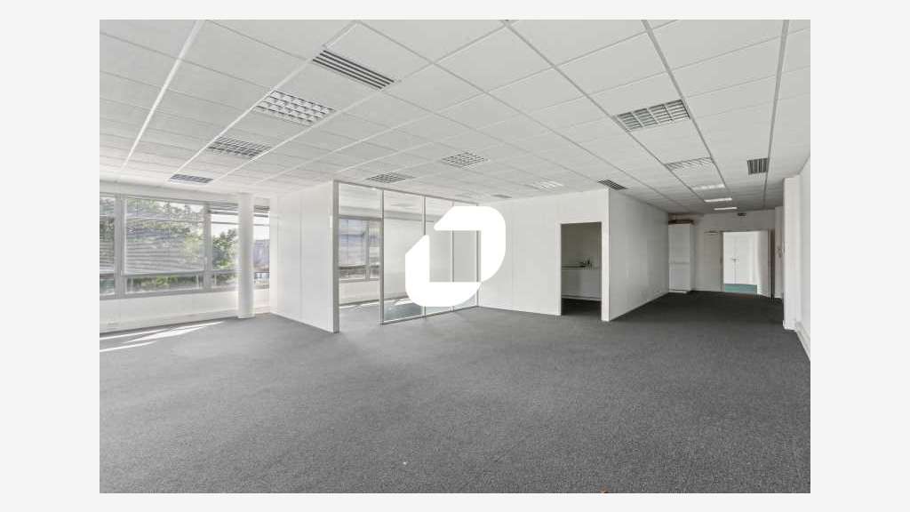 A louer Bureaux 3655m² Villeneuve d'ascq