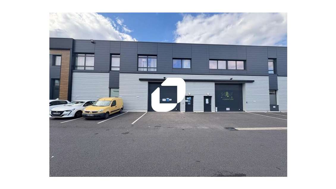 A louer Bureaux 275m² Villeneuve la garenne