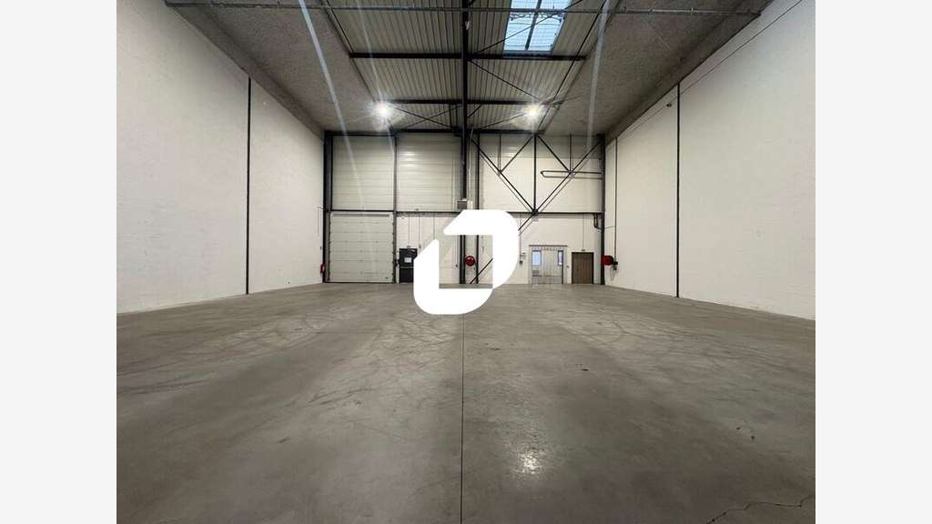 A louer Bureaux 680m² Villeneuve la garenne
