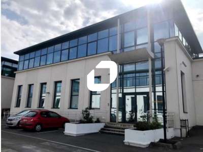 A louer Bureaux 301m² Villeneuve la garenne