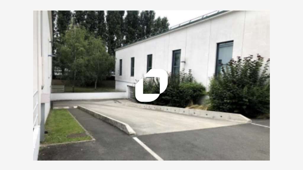 A louer Bureaux 301m² Villeneuve la garenne