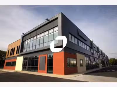 A louer Bureaux 804m² Villeneuve la garenne
