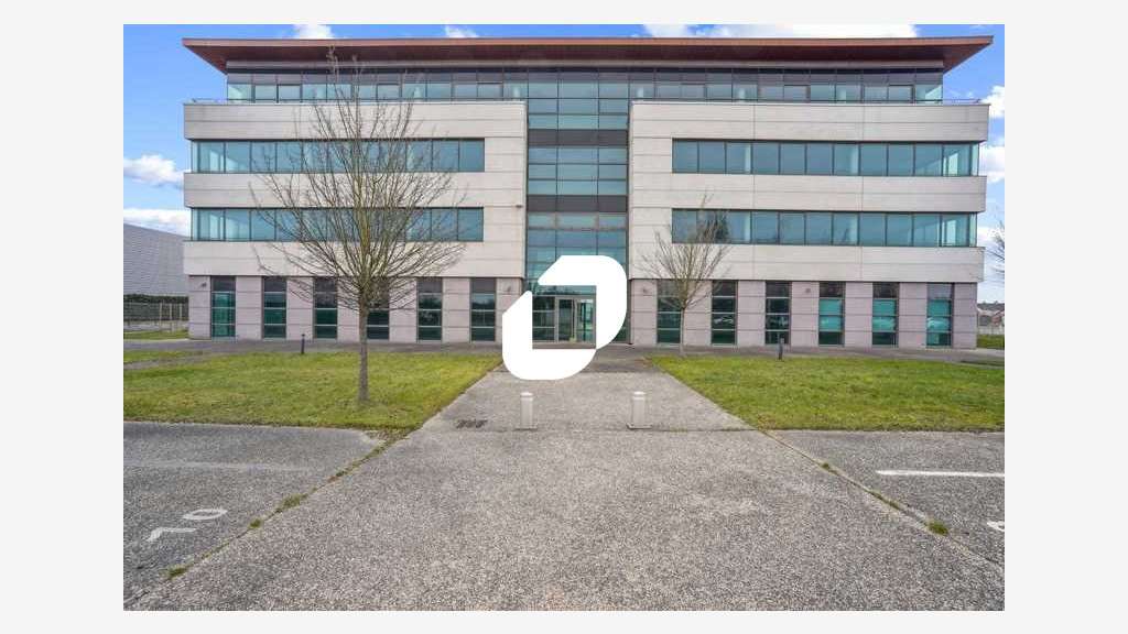 A louer Bureaux 830m² Villeneuve le roi