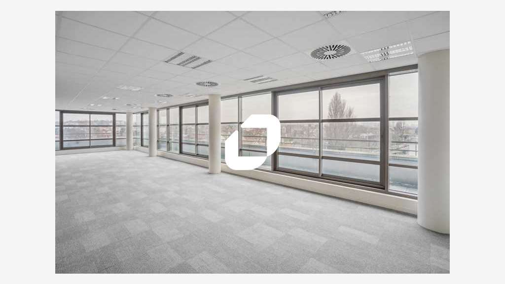 A louer Bureaux 830m² Villeneuve le roi