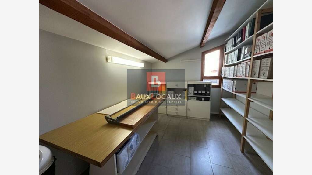 A louer bureaux 51m² R+1 à Villeneuve-lès-Avignon