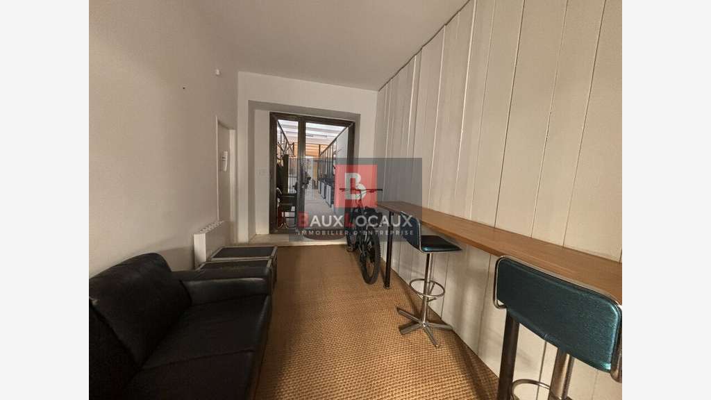 Bureaux de 9m² à louer à Villeneuve-lès-Avignon