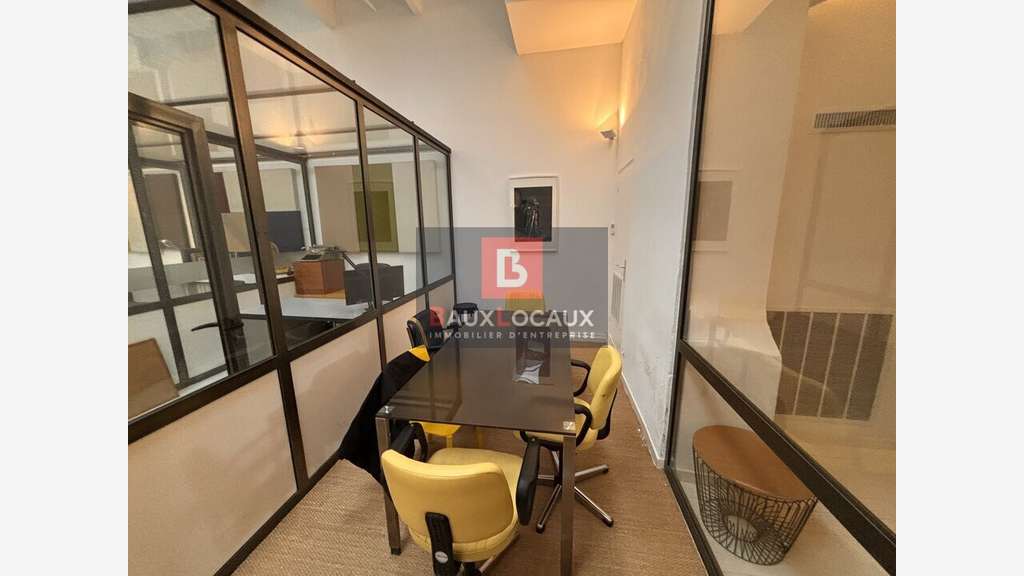 Bureaux de 9m² à louer à Villeneuve-lès-Avignon