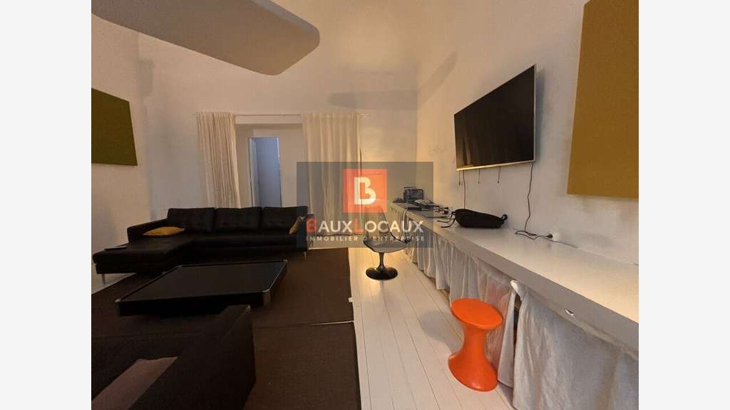 Bureaux de 9m² à louer à Villeneuve-lès-Avignon