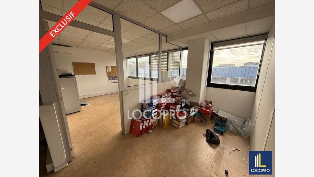 A louer bureaux 130m² R+1 à Villeneuve-Loubet