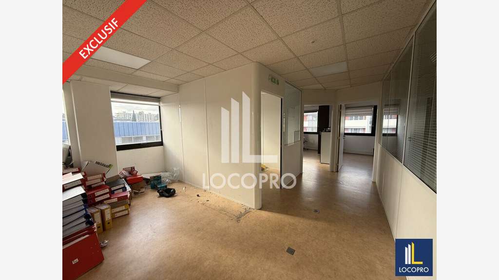 A louer bureaux 130m² R+1 à Villeneuve-Loubet