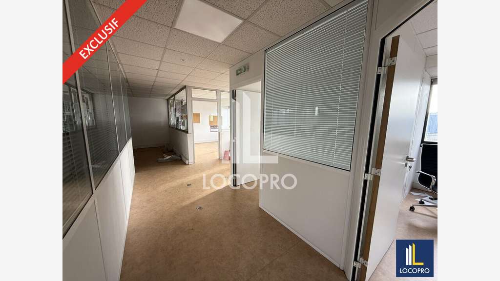 A louer bureaux 130m² R+1 à Villeneuve-Loubet