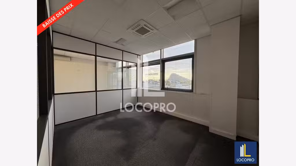A louer bureaux 178m² RDC à Villeneuve-Loubet RN7 