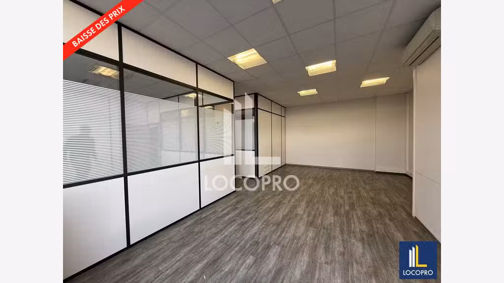 A louer bureaux 178m² RDC à Villeneuve-Loubet RN7 