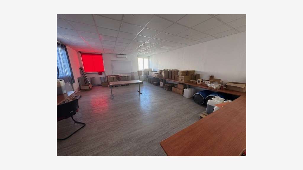 Loue bureaux 340m² centre de formation Villeneuve