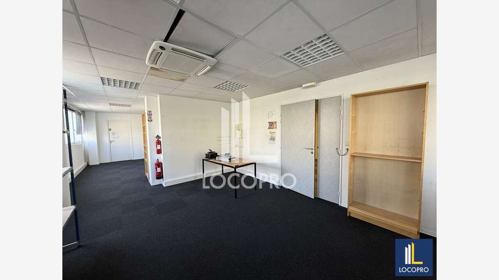 A louer bureaux allée Nolis à Villeneuve-Loubet