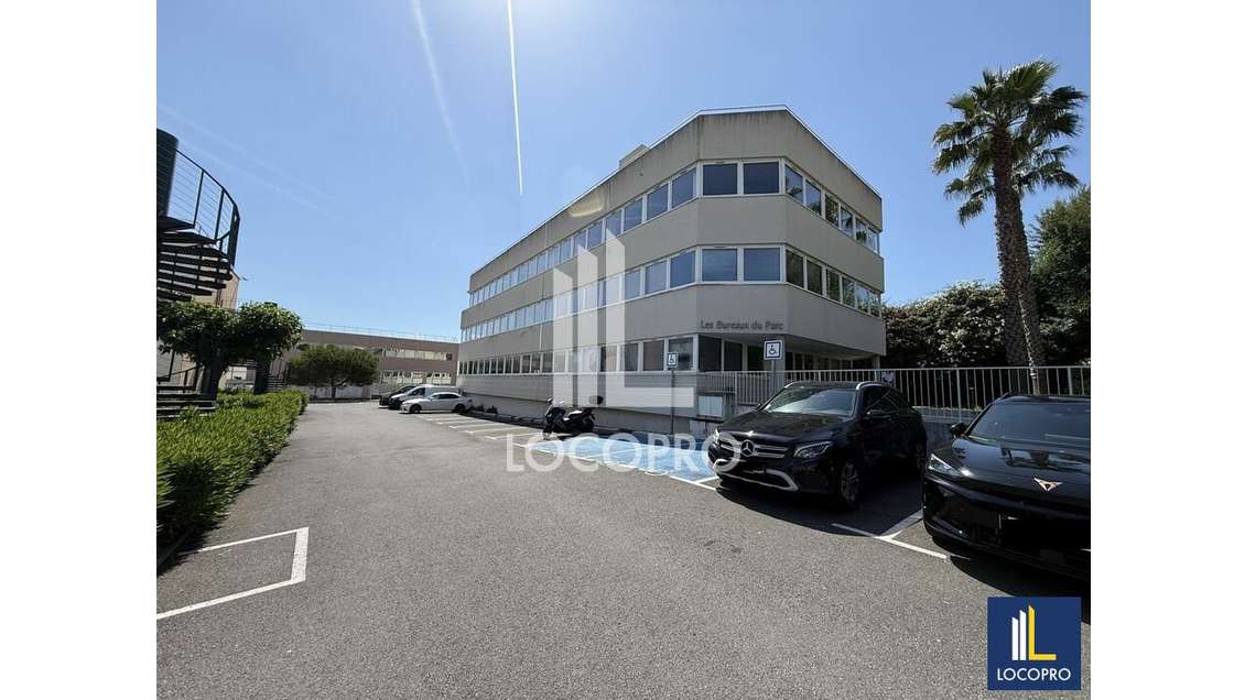 A louer bureaux allée Nolis à Villeneuve-Loubet